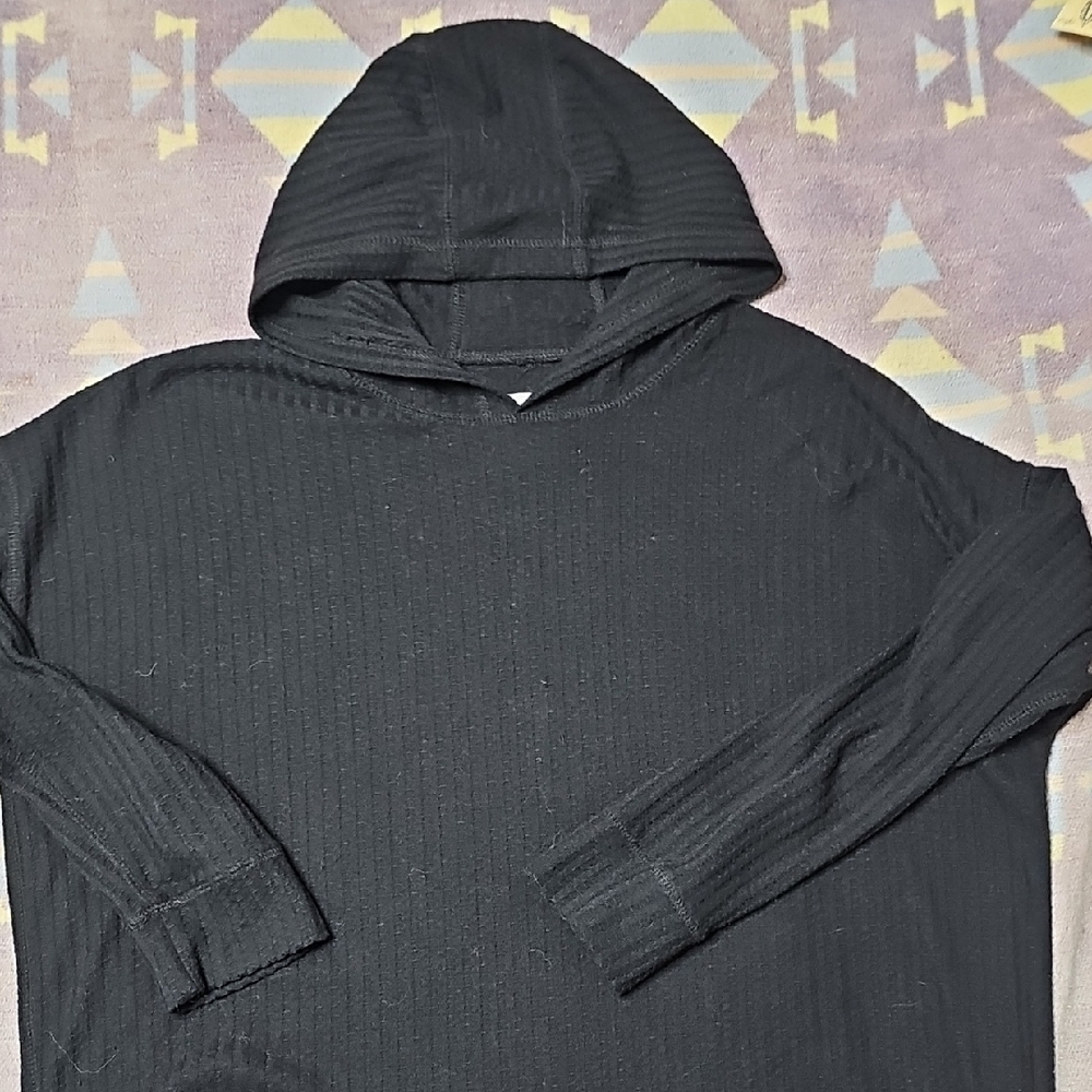 Black Ribbed Hoodie Top HiLo Hem